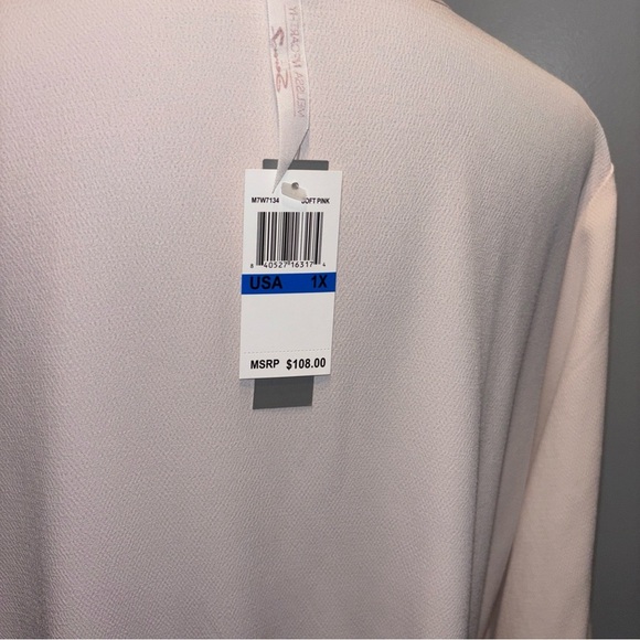 NWT Melissa McCarthy Seven7 Plus Bell Sleeve Sheer Tunic Blouse Soft Pink 1X - Picture 7 of 10
